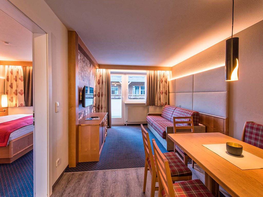 Hotel Universo Serfaus Quarto foto