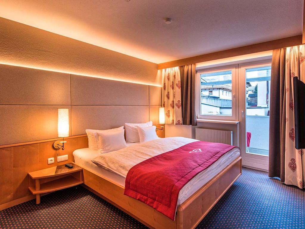 Hotel Universo Serfaus Quarto foto
